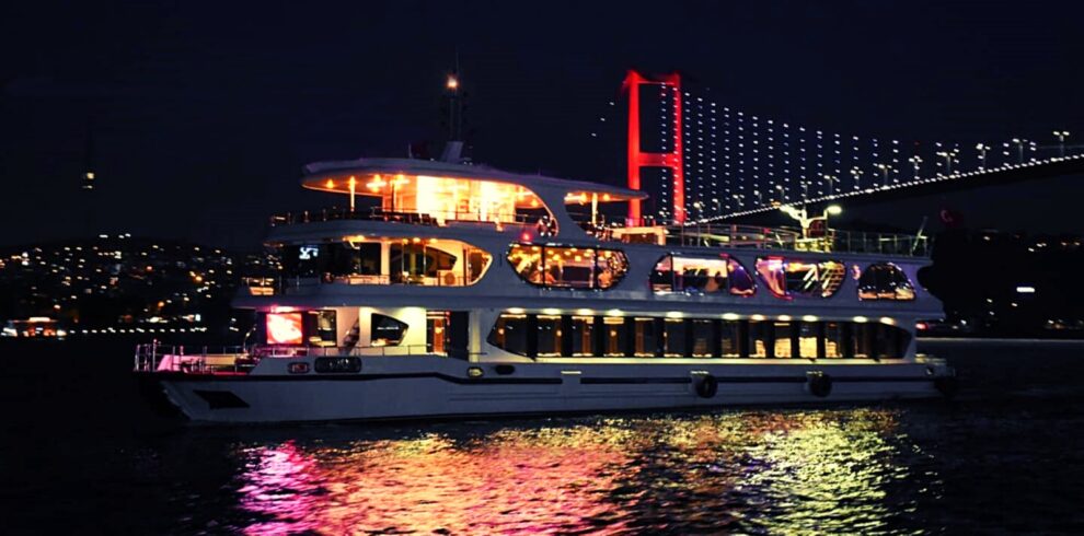 Bosphorus Dinner Cruise with Turkish Show