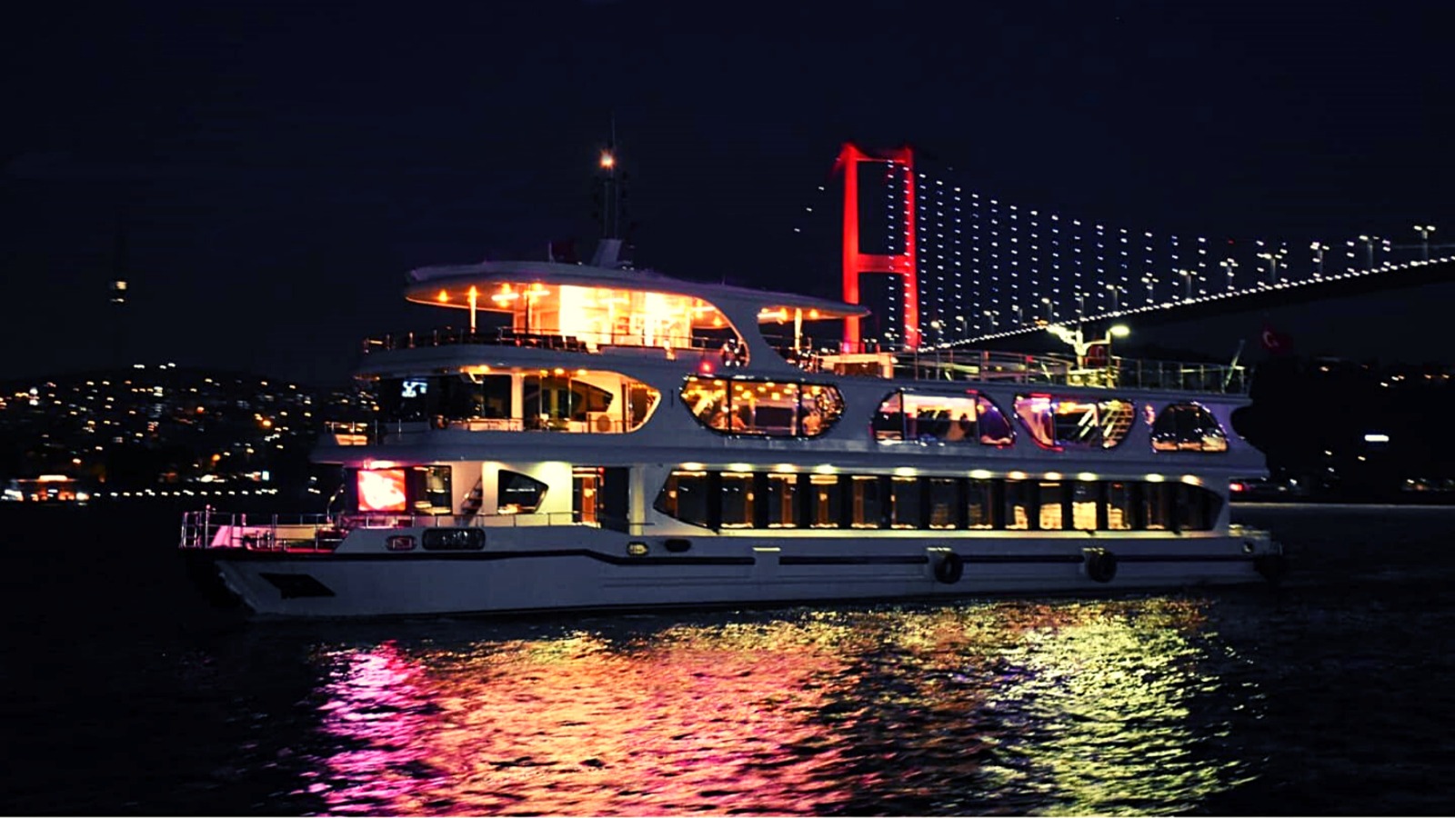 Bosphorus Dinner Cruise with Turkish Show